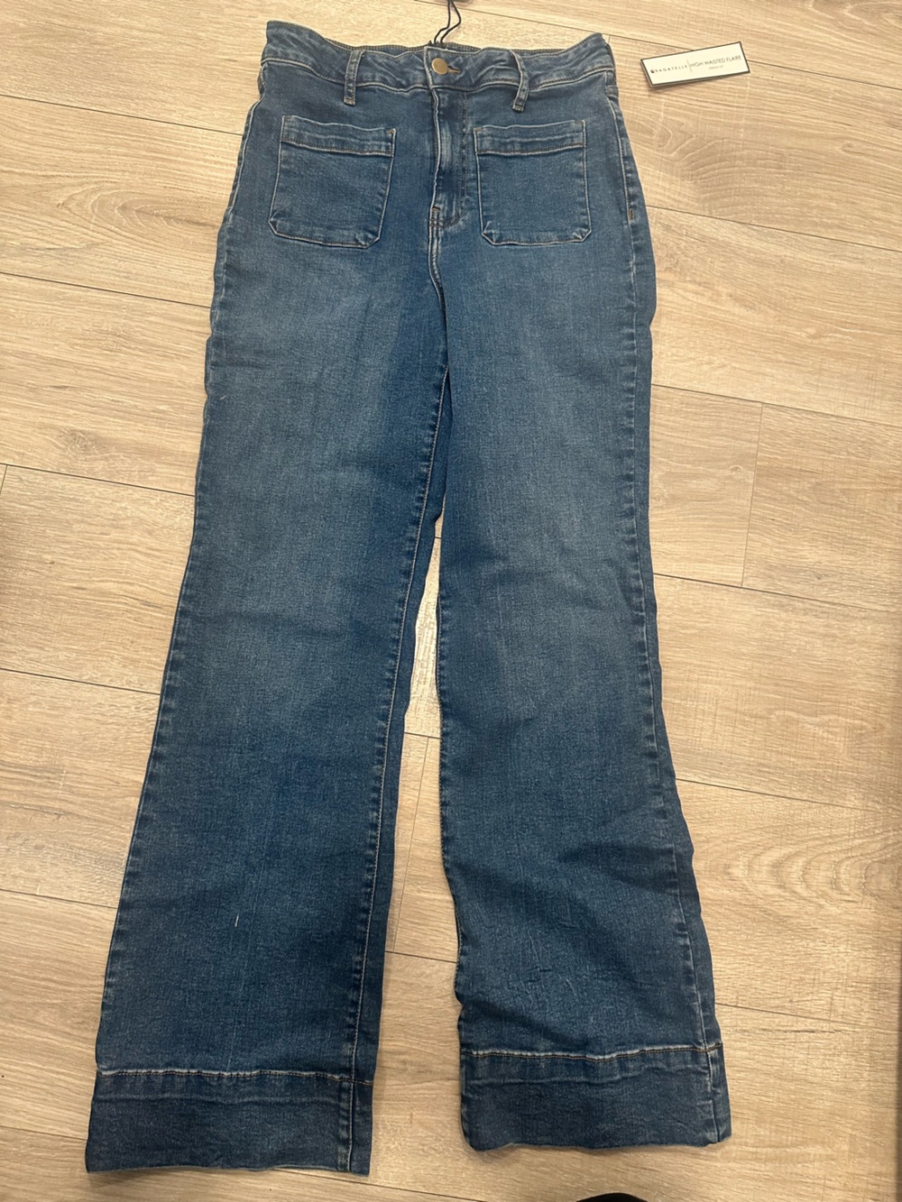 NWT- Bagatelle Collection- Flare Jeans Size 29